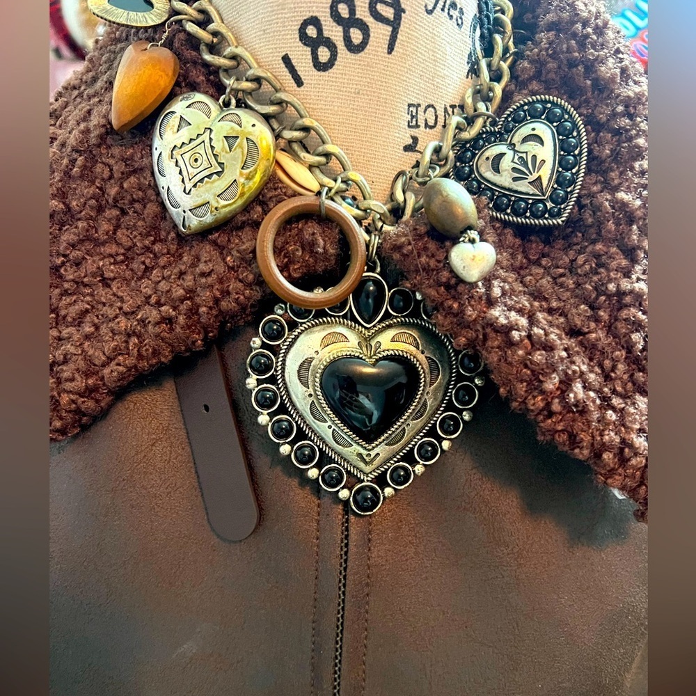Y2K SILVERTONE AND WOOD HEART CHARM NECKLACE